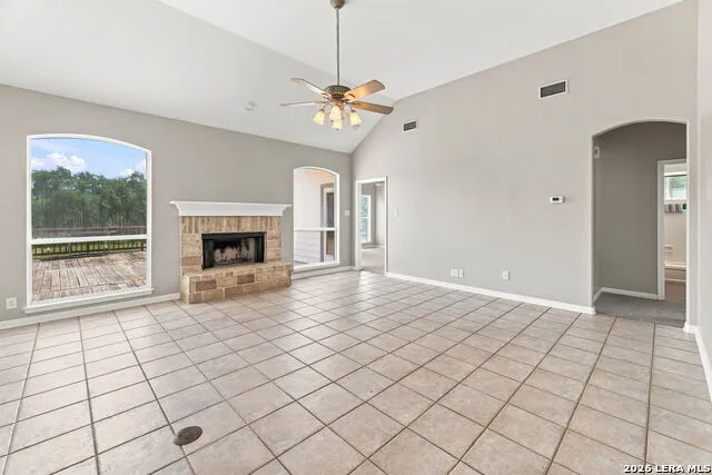 370 Pr 3502 Hondo, TX 78861