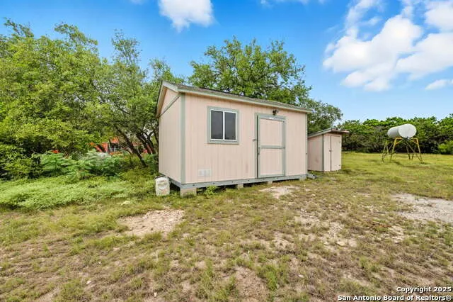 370 Pr 3502 Hondo, TX 78861
