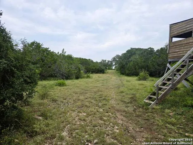 370 Pr 3502 Hondo, TX 78861