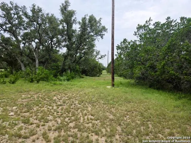 370 Pr 3502 Hondo, TX 78861