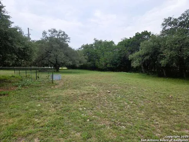 370 Pr 3502 Hondo, TX 78861