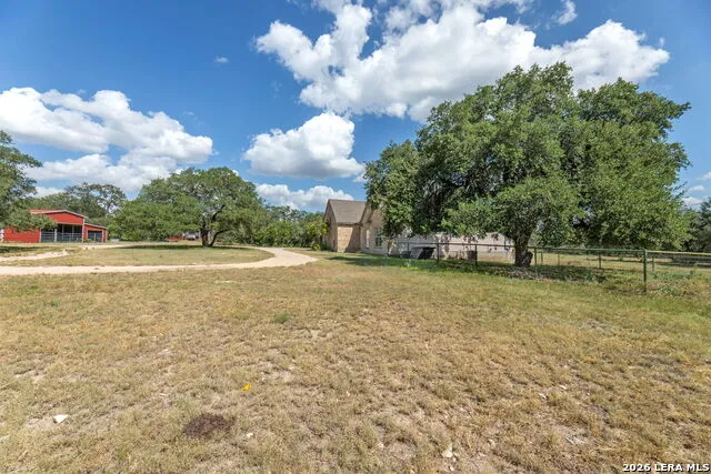 370 Pr 3502 Hondo, TX 78861
