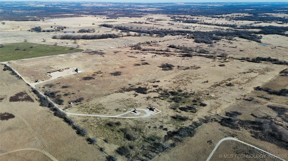 2 Holiday Road Wilson, OK 73463