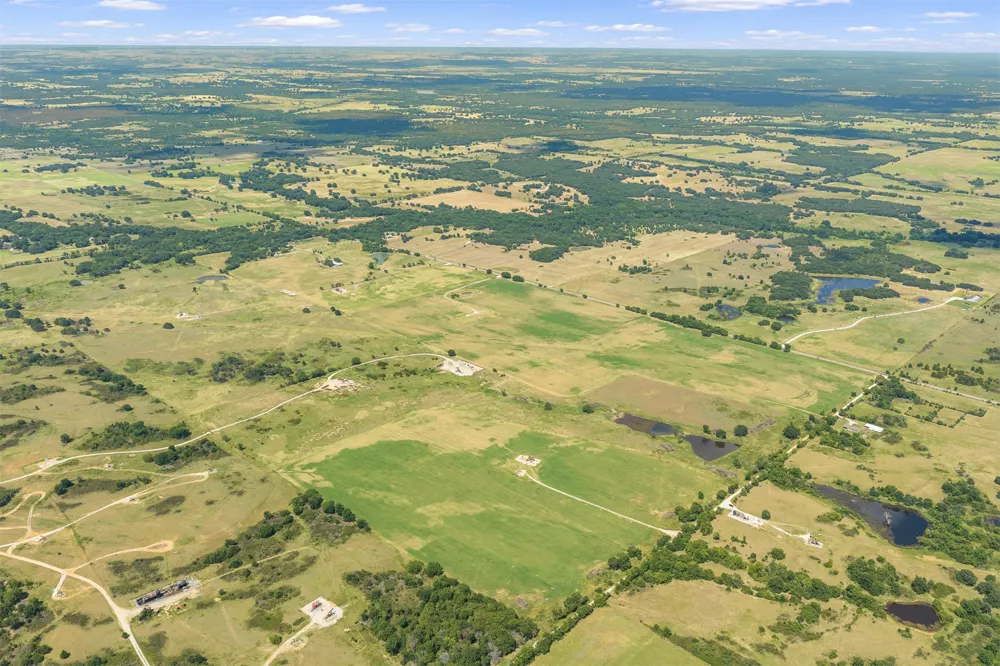 4 Keller Road Wilson, OK 73463