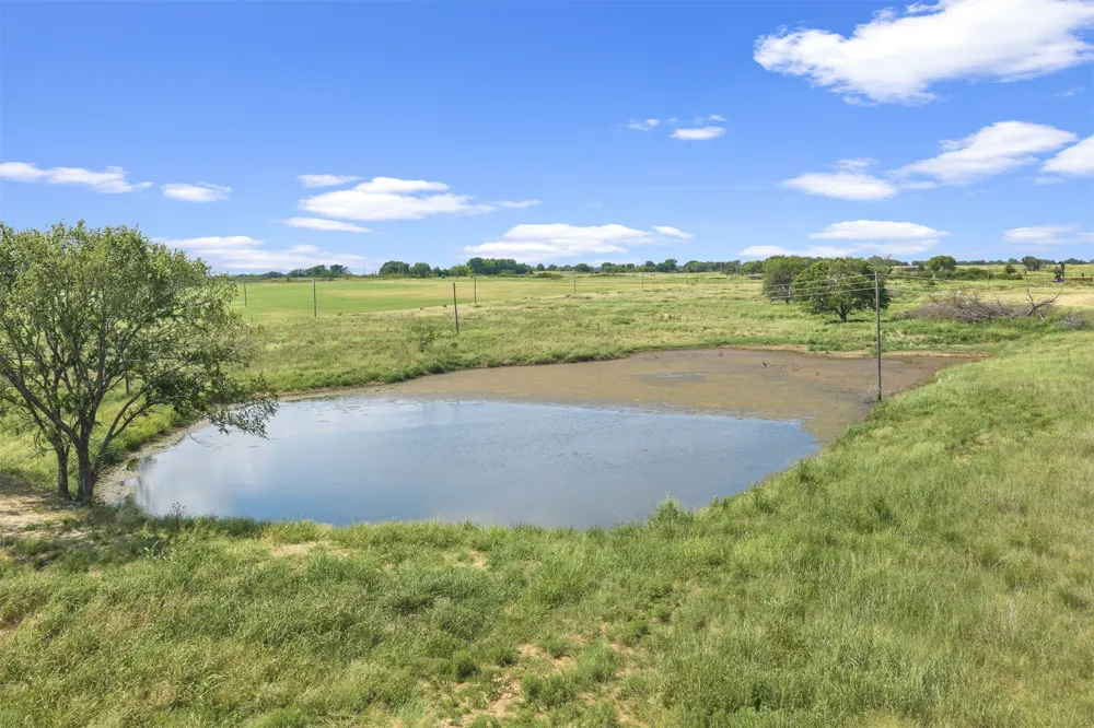 4 Keller Road Wilson, OK 73463
