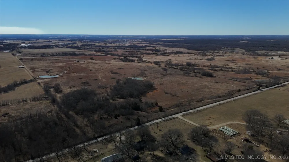 1 Holiday Road Wilson, OK 73463