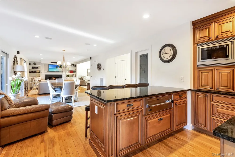 435 Luptons Point Road Mattituck, NY 11952