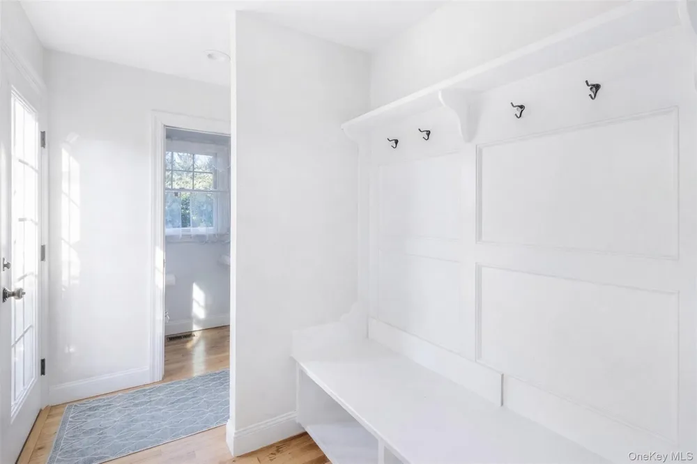 435 Luptons Point Road Mattituck, NY 11952
