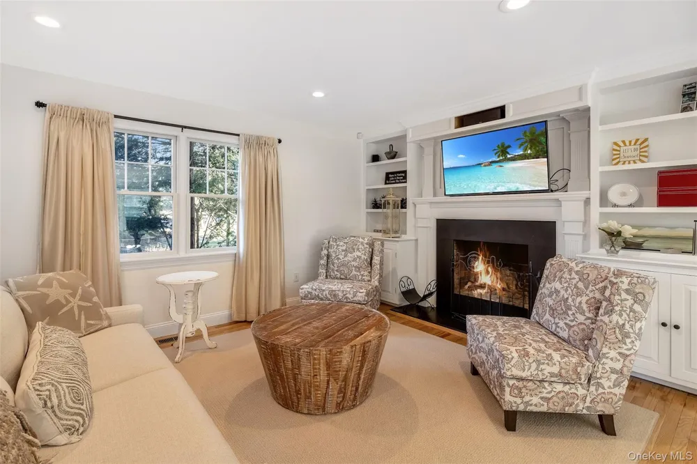 435 Luptons Point Road Mattituck, NY 11952