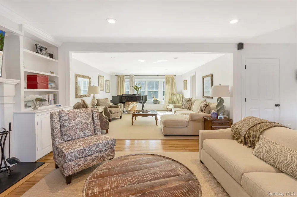 435 Luptons Point Road Mattituck, NY 11952