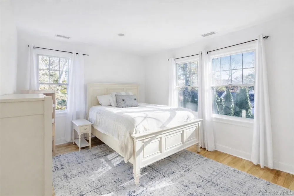 435 Luptons Point Road Mattituck, NY 11952