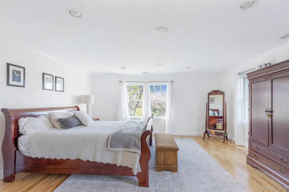 435 Luptons Point Road Mattituck, NY 11952