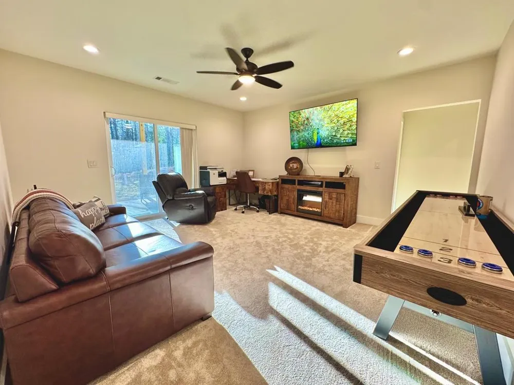 939 Sunset Road Epworth, GA 30541