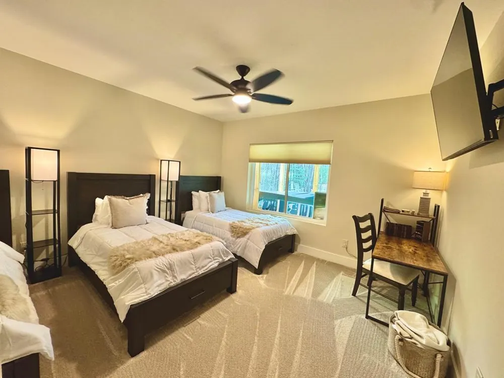 939 Sunset Road Epworth, GA 30541