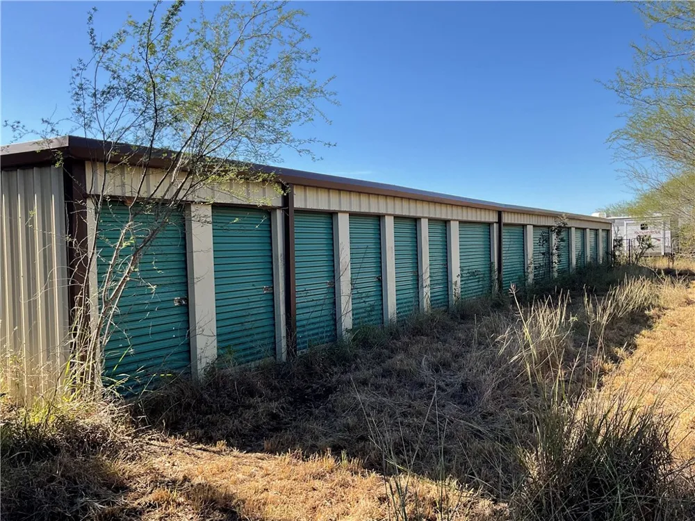 1018 Highway 181 Beeville, TX 78102