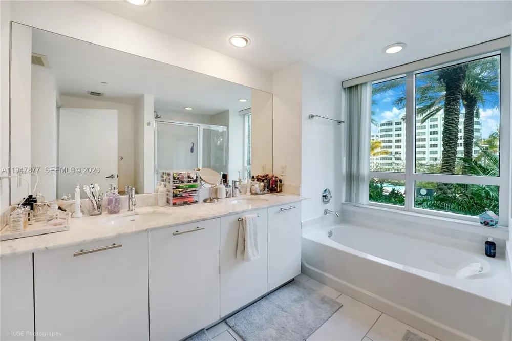 951 Brickell Ave #1110 Miami, FL 33131