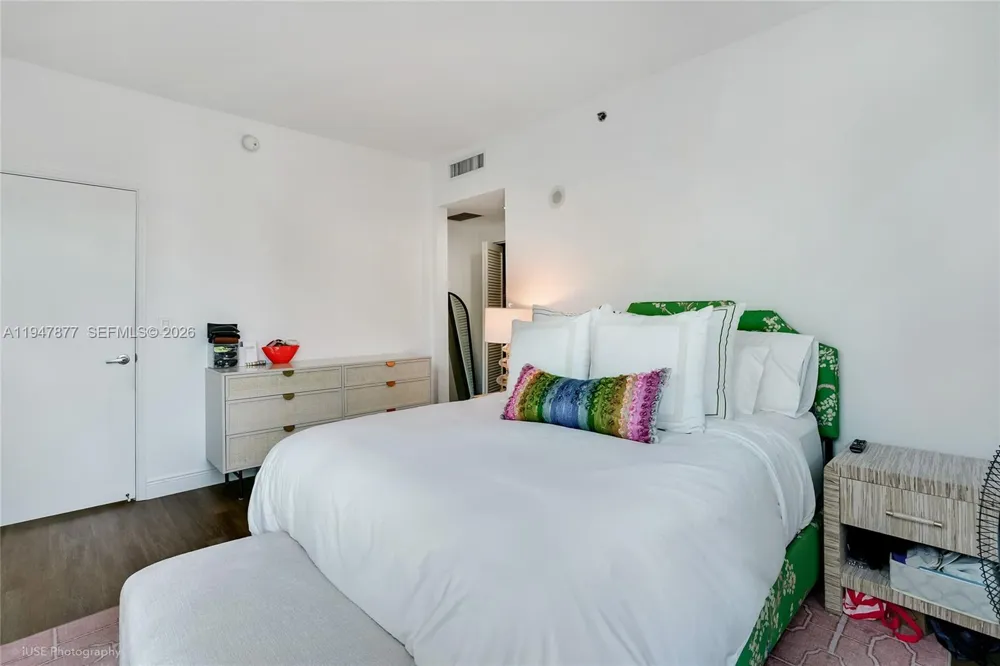 951 Brickell Ave #1110 Miami, FL 33131