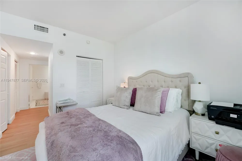 951 Brickell Ave #1110 Miami, FL 33131