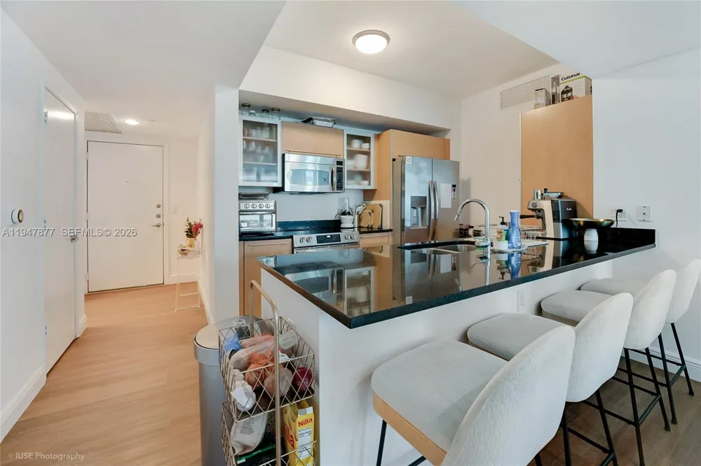 951 Brickell Ave #1110 Miami, FL 33131