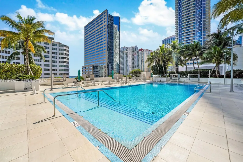 951 Brickell Ave #1110 Miami, FL 33131