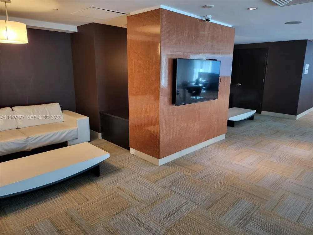 951 Brickell Ave #1110 Miami, FL 33131