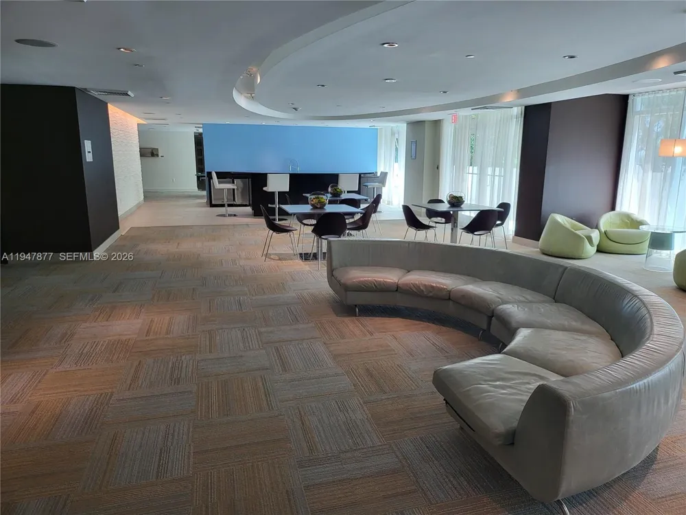 951 Brickell Ave #1110 Miami, FL 33131