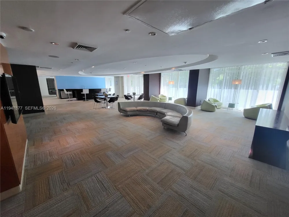951 Brickell Ave #1110 Miami, FL 33131