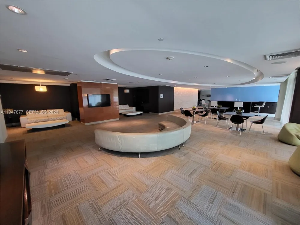 951 Brickell Ave #1110 Miami, FL 33131