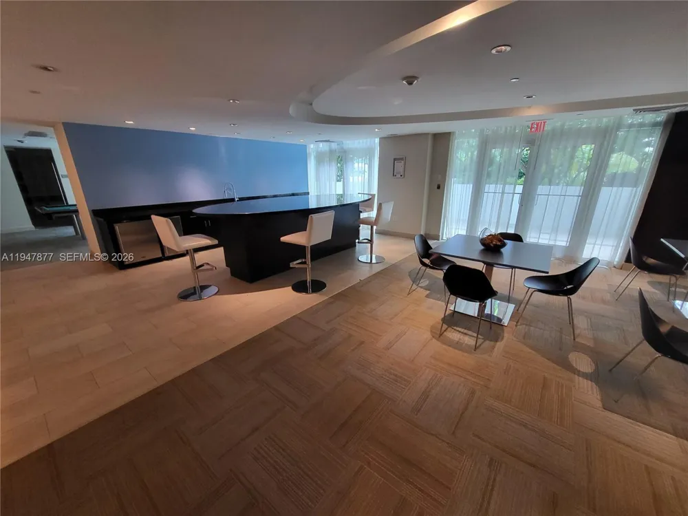 951 Brickell Ave #1110 Miami, FL 33131