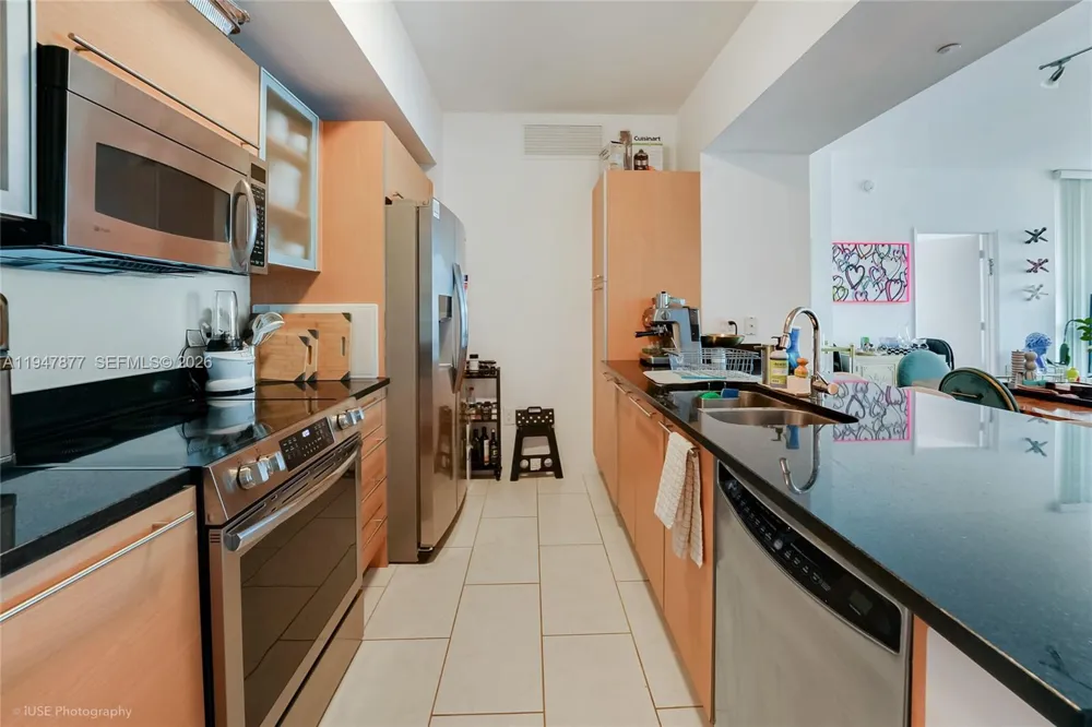 951 Brickell Ave #1110 Miami, FL 33131