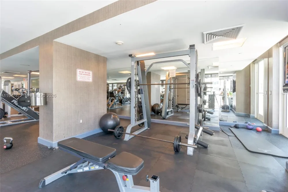 951 Brickell Ave #1110 Miami, FL 33131