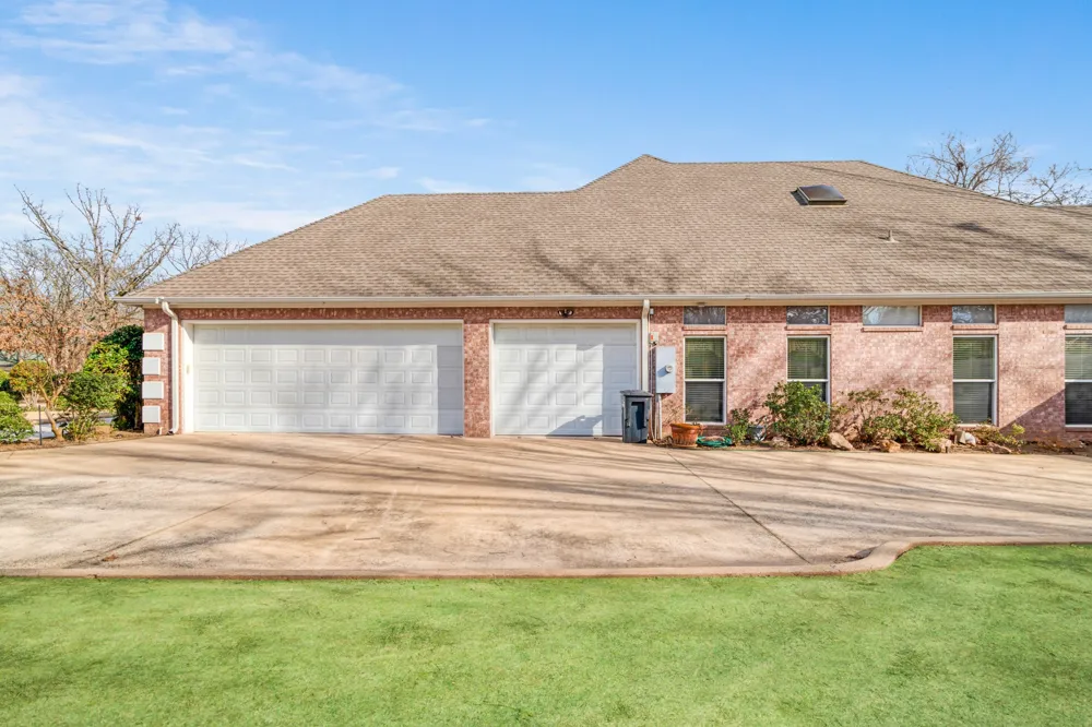 283 Butternut Lane Powderly, TX 75473