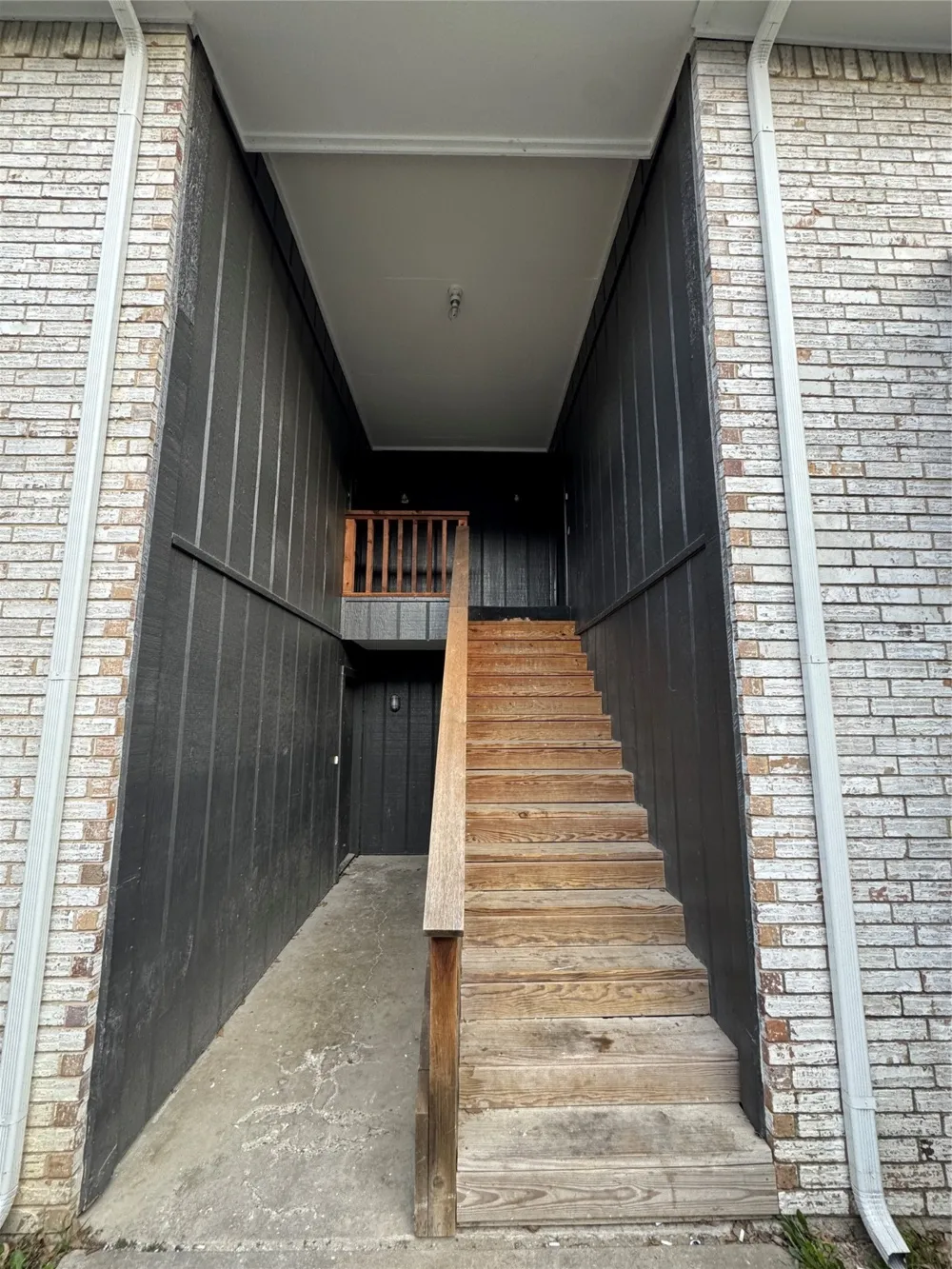 762 E Warrior Trail #D Grand Prairie, TX 75052