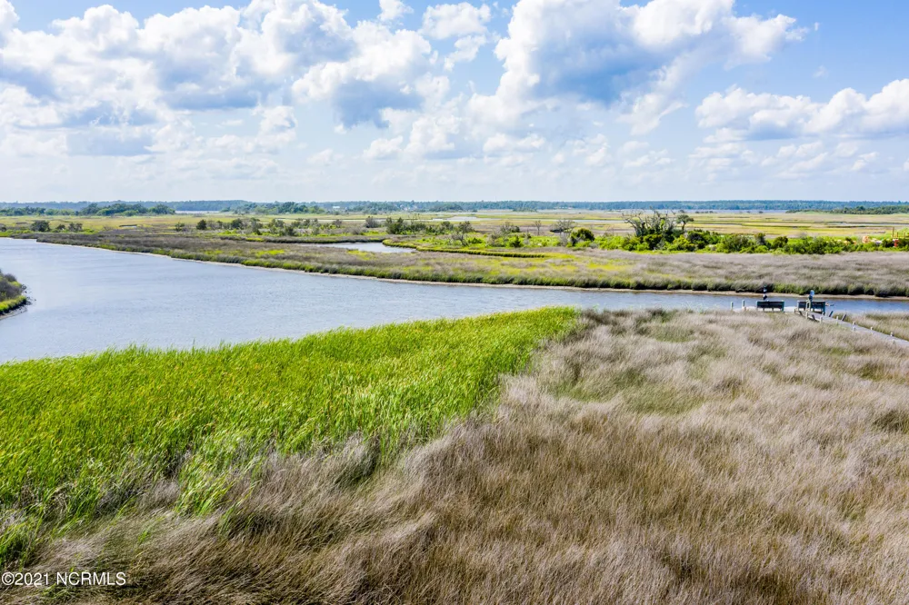 1211 New River Drive Surf City, NC 28445