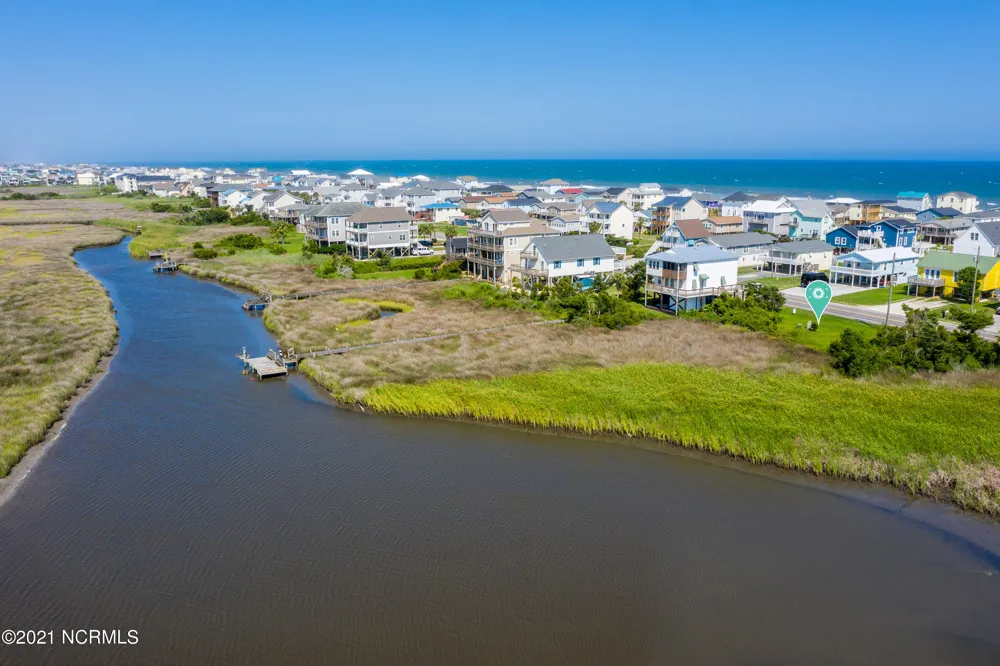1211 New River Drive Surf City, NC 28445