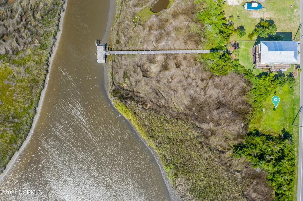 1211 New River Drive Surf City, NC 28445