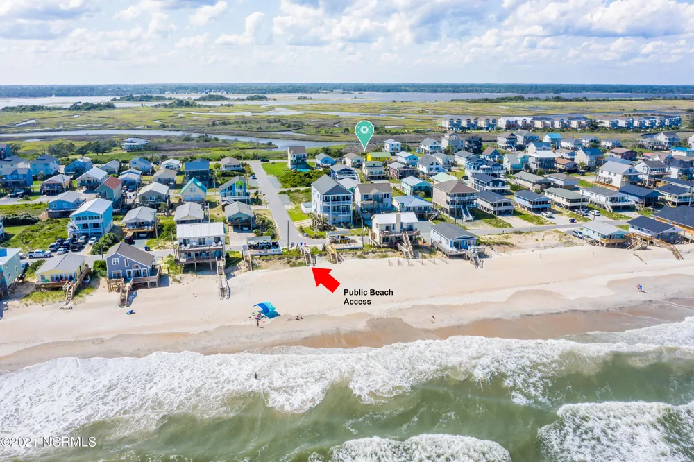 1211 New River Drive Surf City, NC 28445