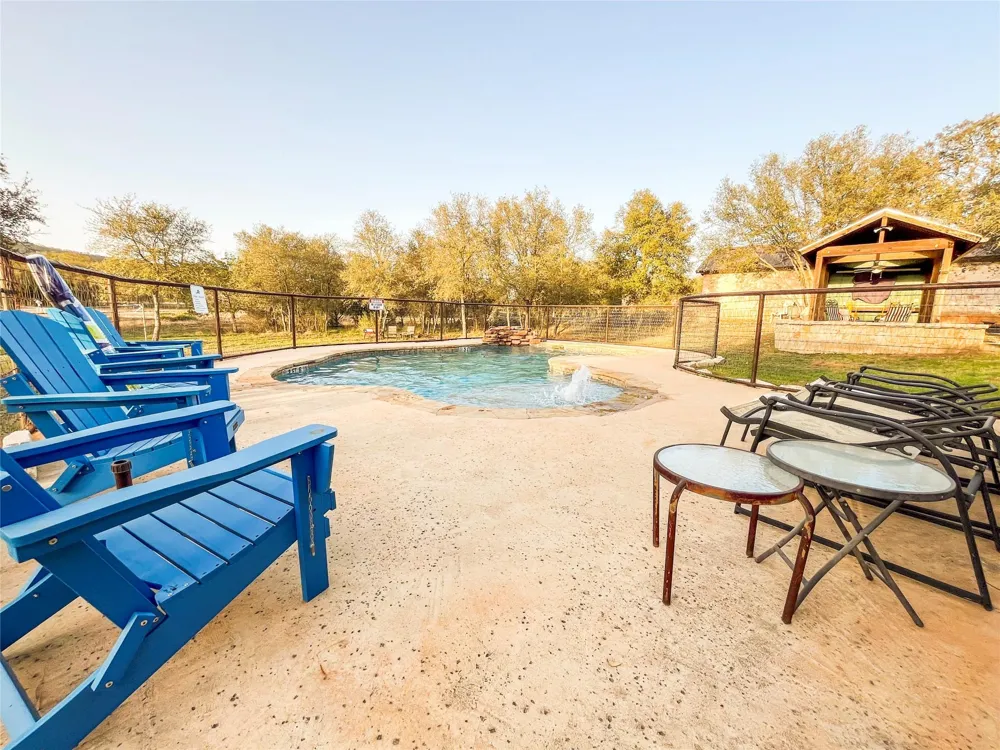 770 Tierra Linda Dr Concan, TX 78838