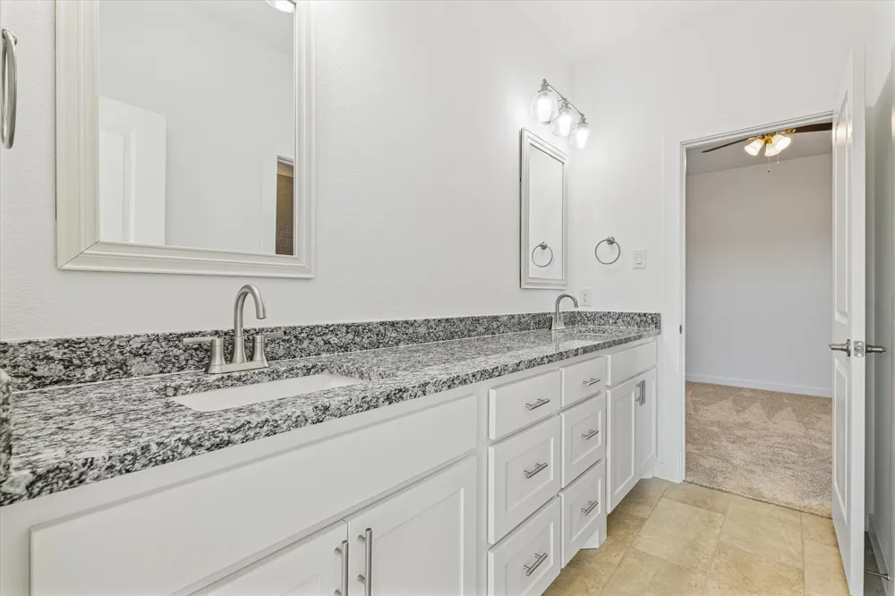 428 Cirrus Circle Muenster, TX 76252
