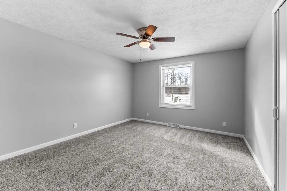 2340 E Mosherville Road Jonesville, MI 49250