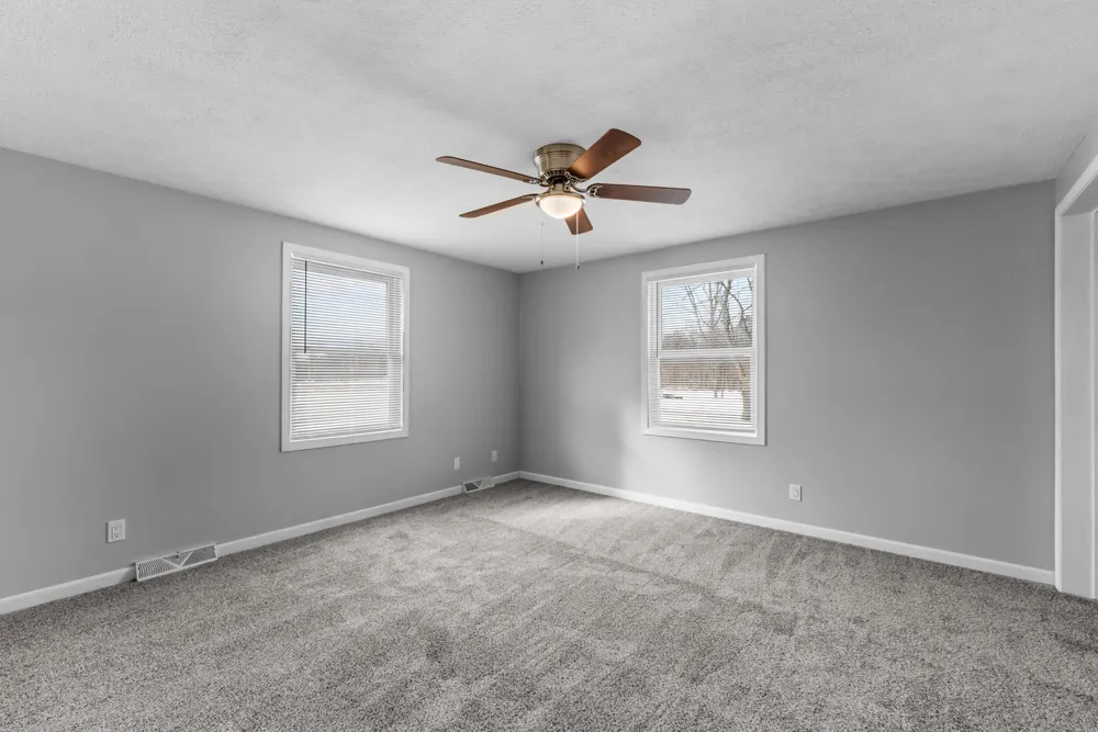 2340 E Mosherville Road Jonesville, MI 49250