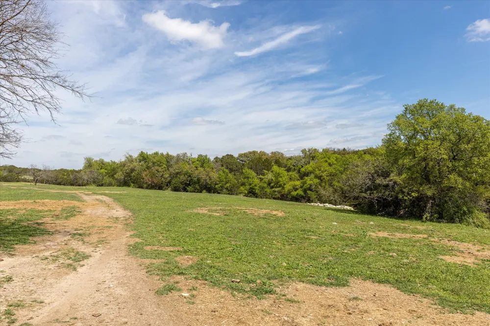 9885 County Road 270 Hico, TX 76457
