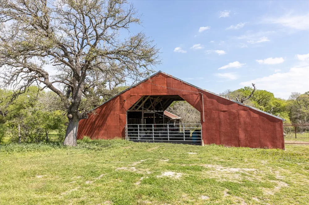 9885 County Road 270 Hico, TX 76457