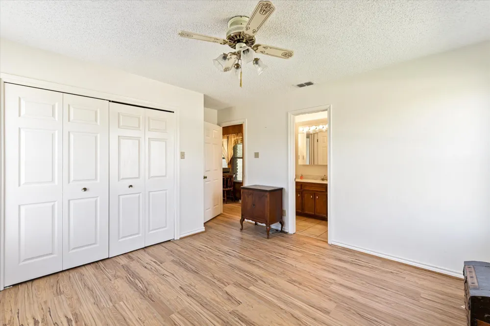 9885 County Road 270 Hico, TX 76457