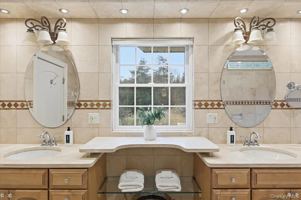 627 Green Lake Road Catskill, NY 12015