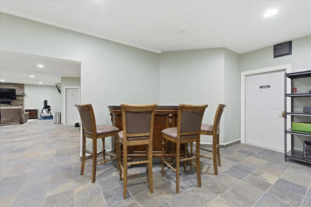 627 Green Lake Road Catskill, NY 12015