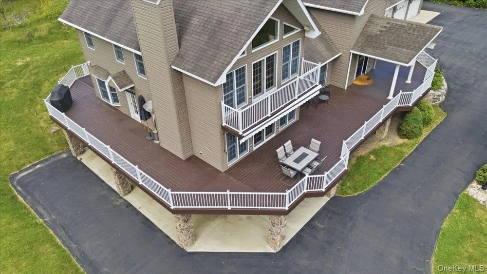 627 Green Lake Road Catskill, NY 12015