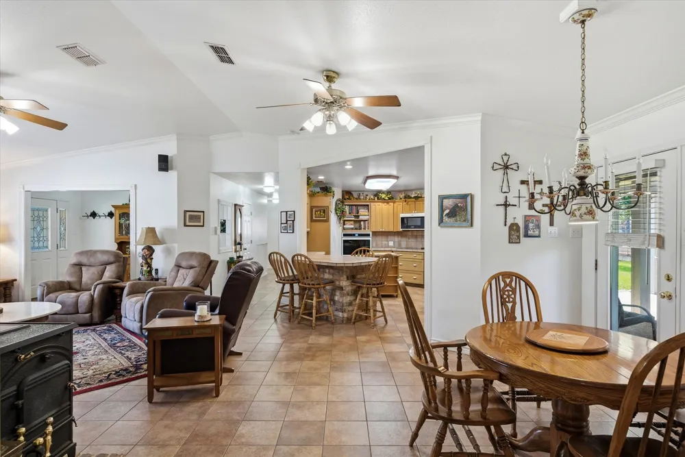 5035 Fm 2339 Murchison, TX 75778