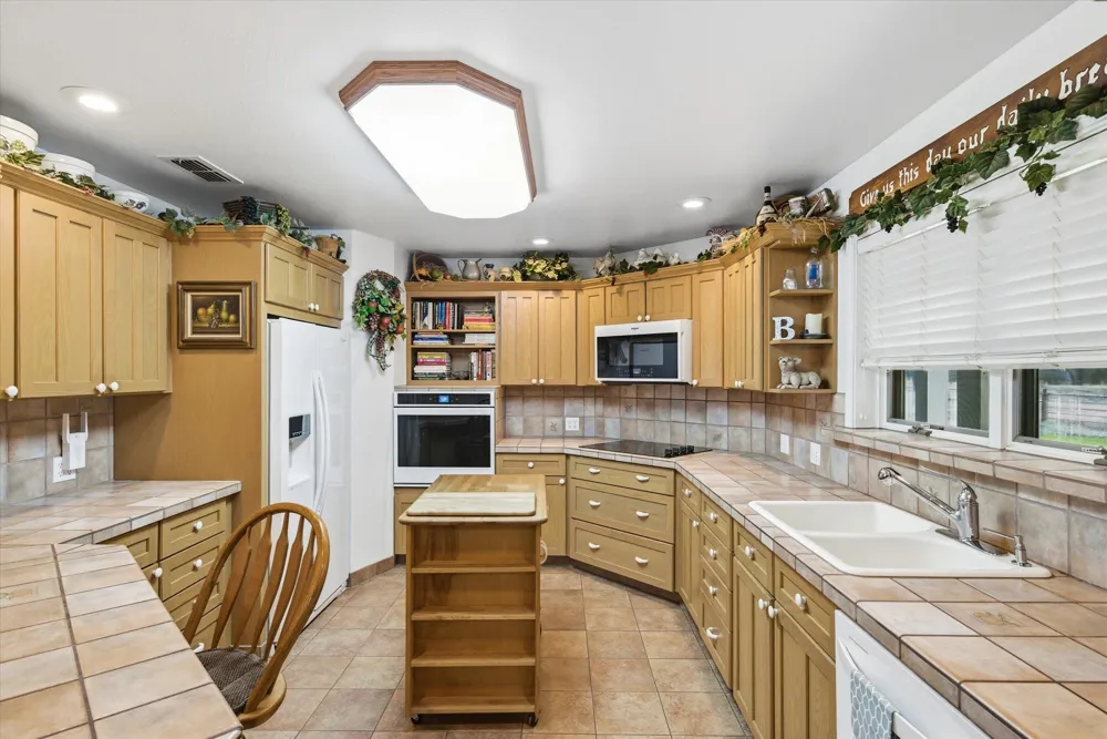 5035 Fm 2339 Murchison, TX 75778