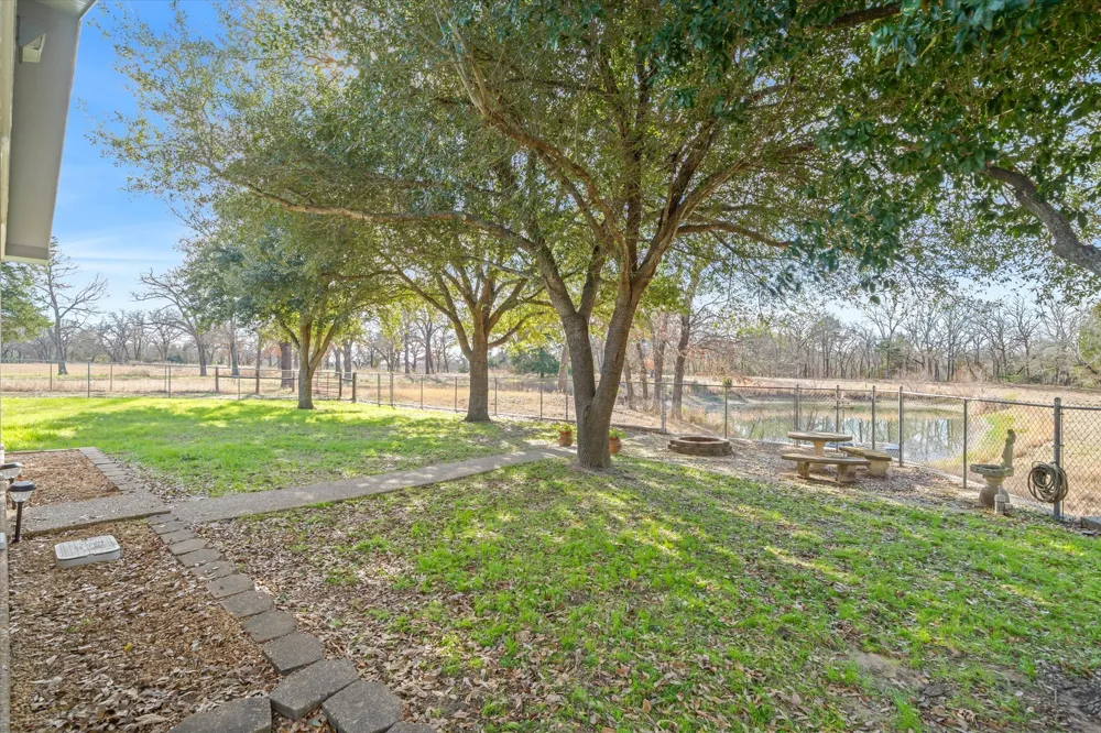 5035 Fm 2339 Murchison, TX 75778